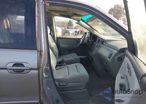 2001 Honda Odyssey Ex z USA, uszkodzony, nr VIN 2HKRL18611H592560